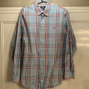 Vineyard vine. Large button down shirt